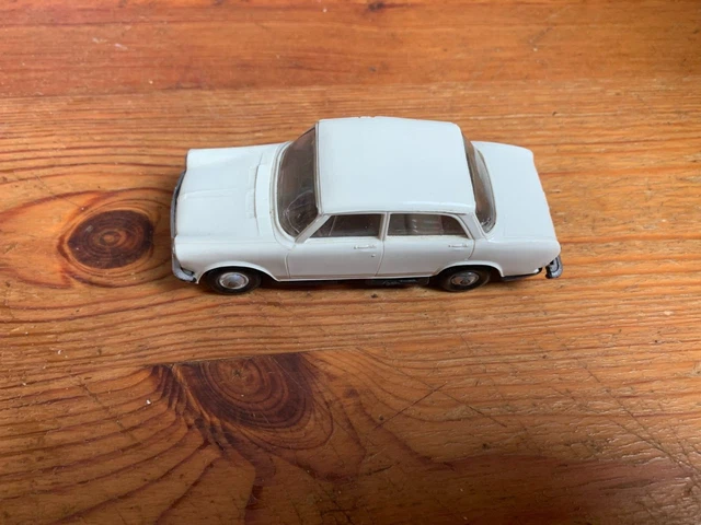 Norev Modèle n° 30 Simca 1300 | AU JOUET PARISIEN